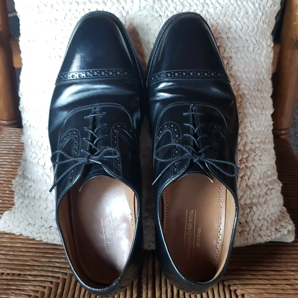 Johnston & Murphy Heritage cap toe, lace up oxford, size 12 D